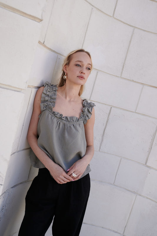 Lininė palaidinė su raukinukais "Avantiūristė II" (įvairių spalvų)